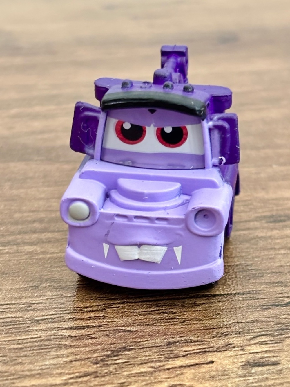 Disney Doorables Haunted Halloween Vampire Mater Purple Toy Figure ULTRA RARE